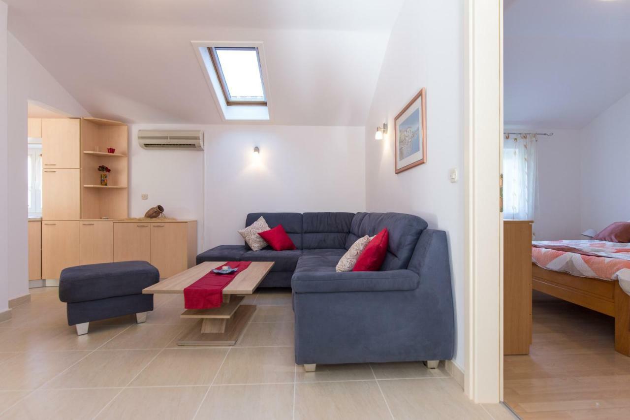 Apartman Ivona Malinska Luaran gambar