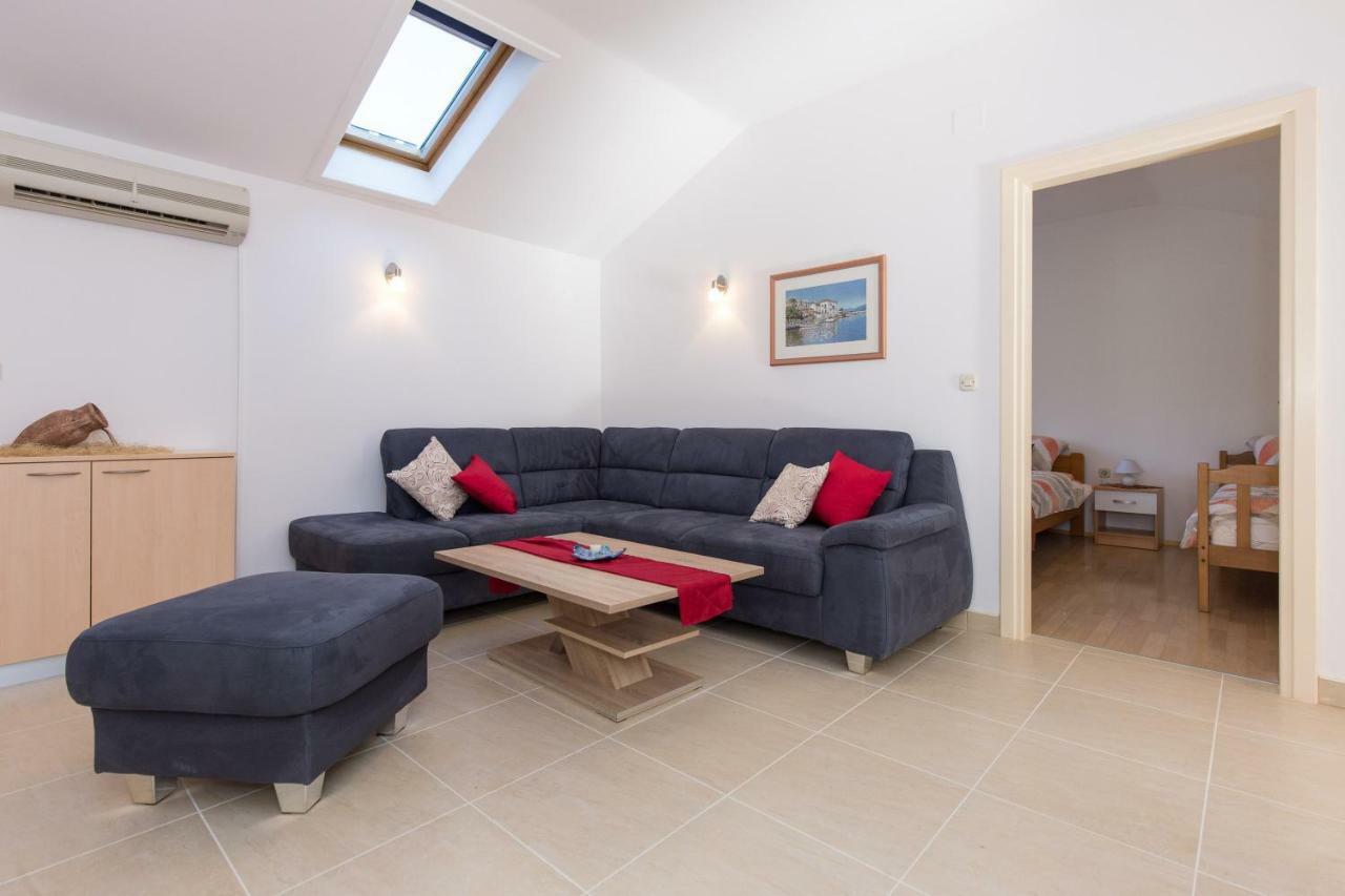 Apartman Ivona Malinska Luaran gambar