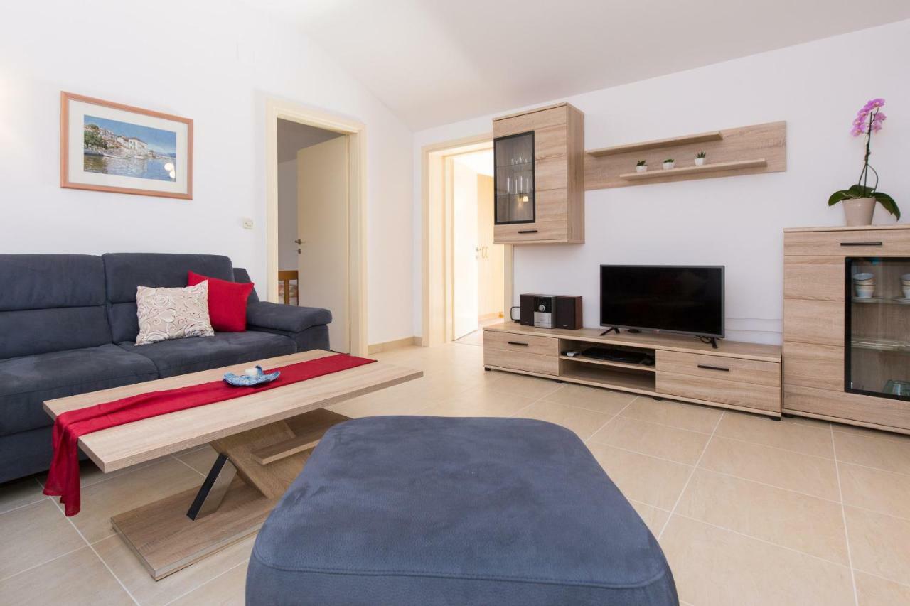Apartman Ivona Malinska Luaran gambar